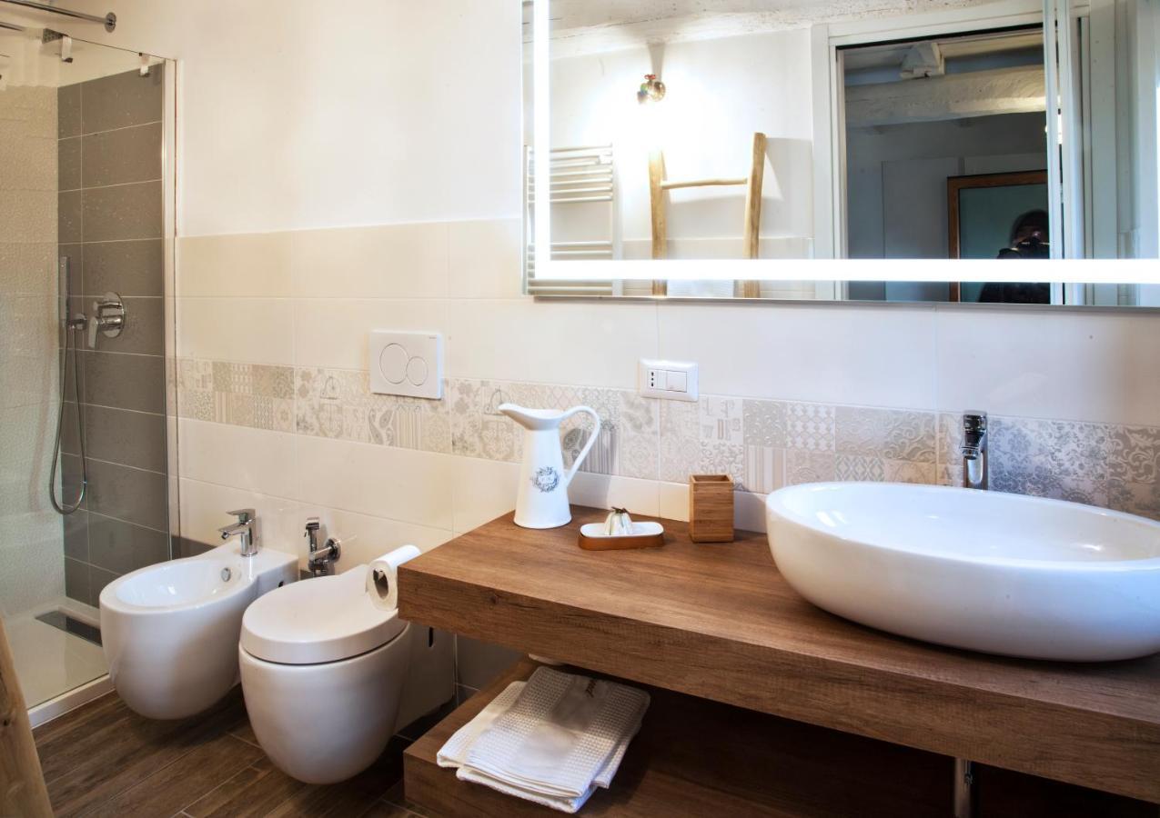 Al Rost B&B Luino Bagian luar foto